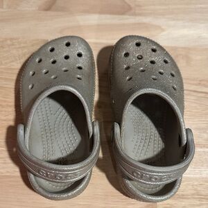CROCS Kids Glitter Clogs in Light Gray